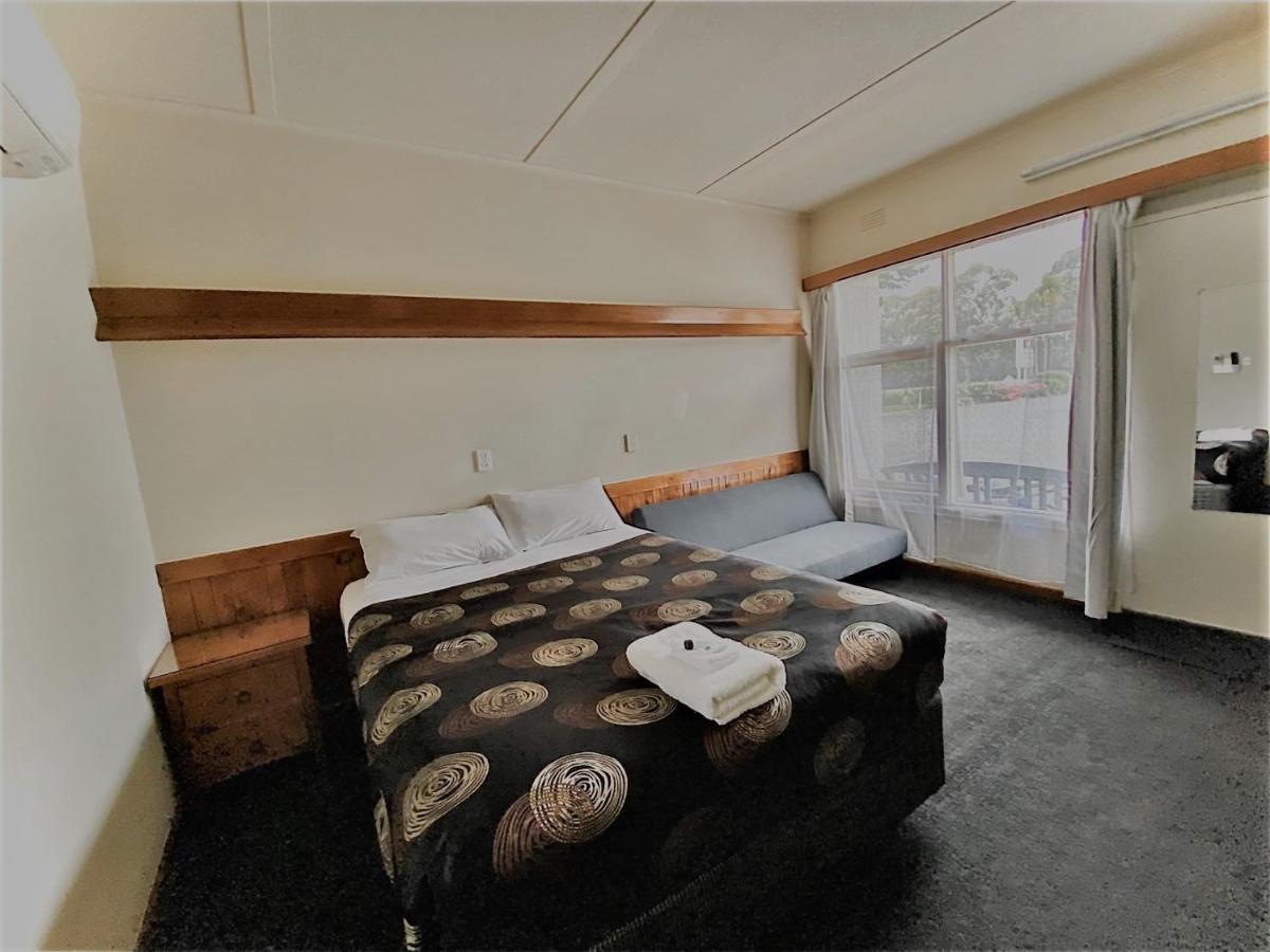 The Terang Motor Inn Екстер'єр фото